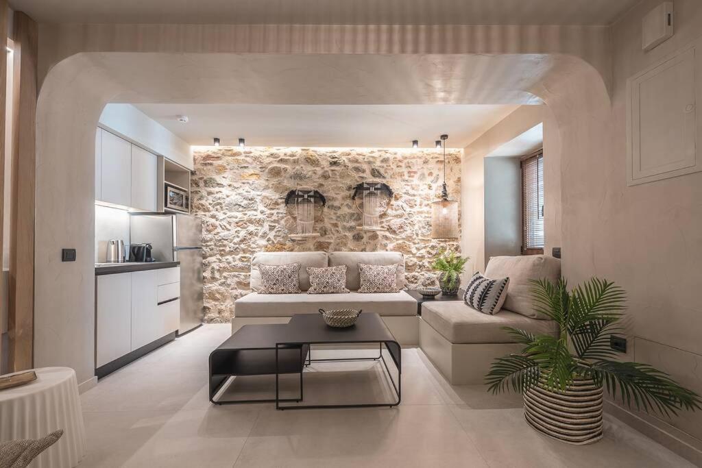 Apollonos 28 Luxury Suites Athen Eksteriør billede
