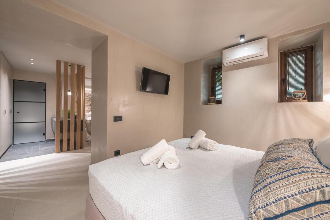 Apollonos 28 Luxury Suites Athen Eksteriør billede