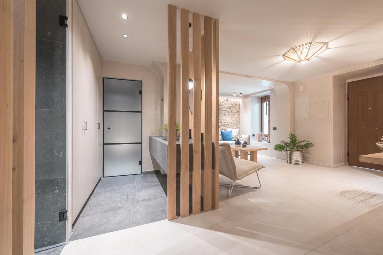 Apollonos 28 Luxury Suites Athen Eksteriør billede