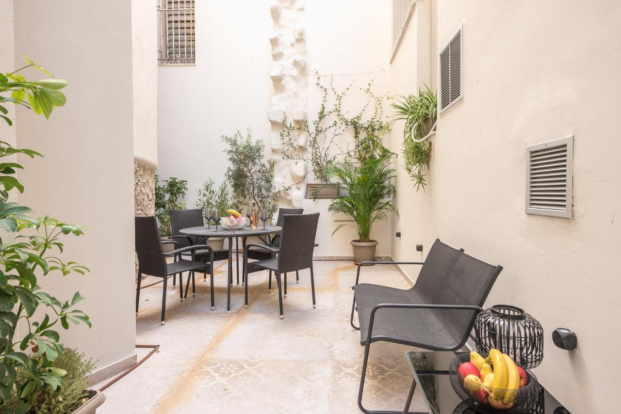 Apollonos 28 Luxury Suites Athen Eksteriør billede