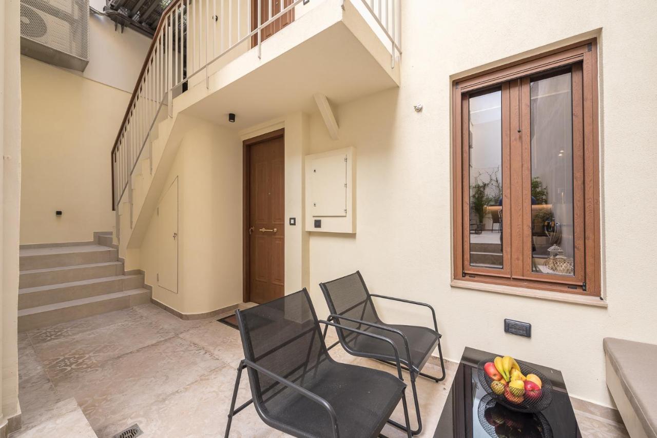 Apollonos 28 Luxury Suites Athen Eksteriør billede