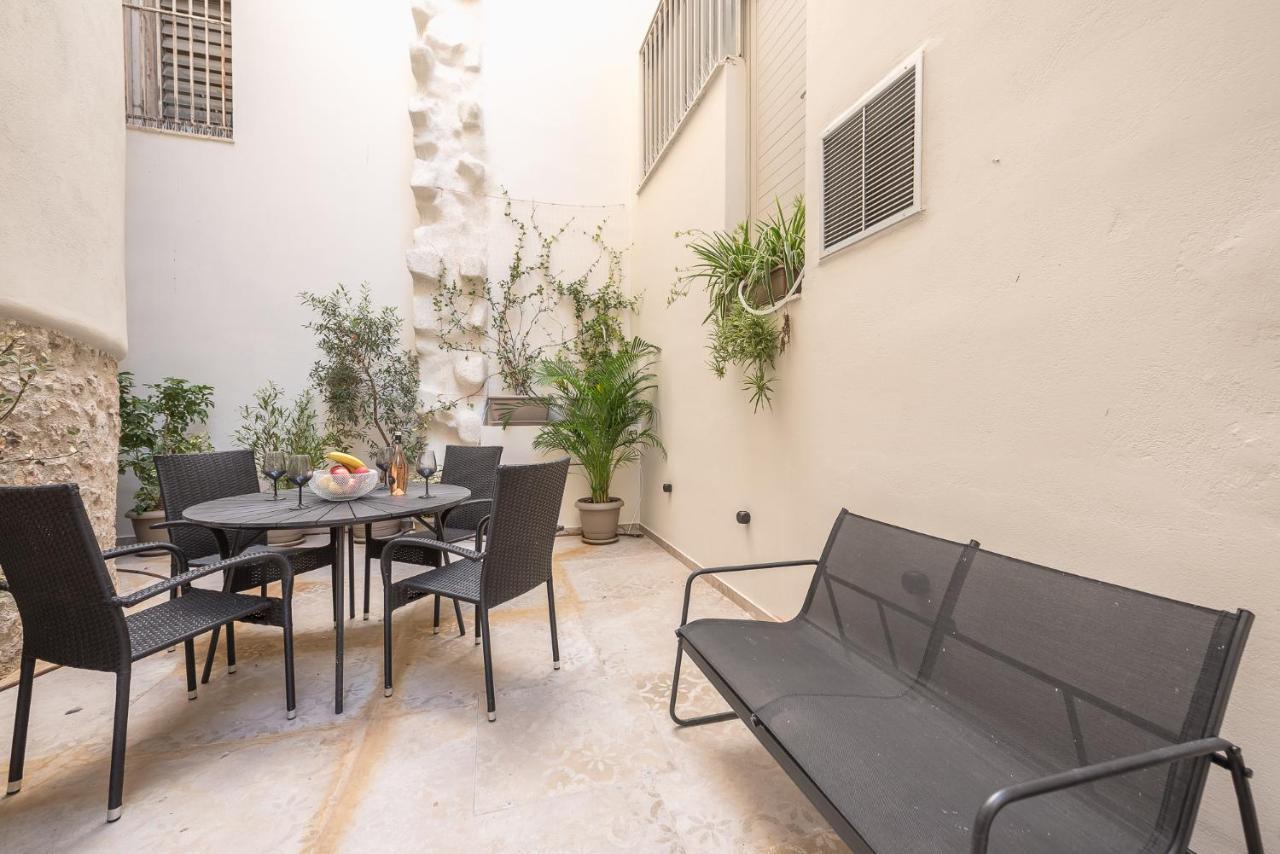 Apollonos 28 Luxury Suites Athen Eksteriør billede